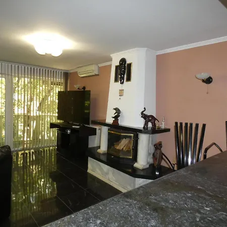 Appartement Grande - *